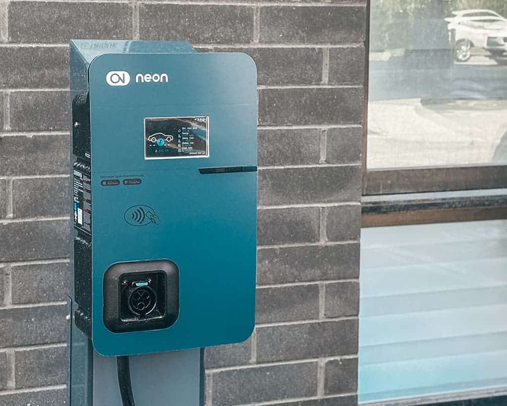 installation bornes de recharge commerciales toronto